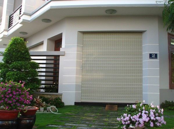 Cửa cuốn Đức có khe thoáng