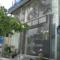 Cửa cuốn mắc võng inox